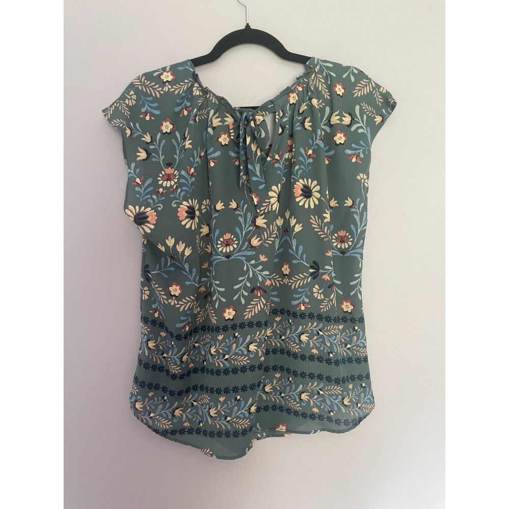NWT Lauren Conrad Floral Pleat Neck Blouse in Blue size XL